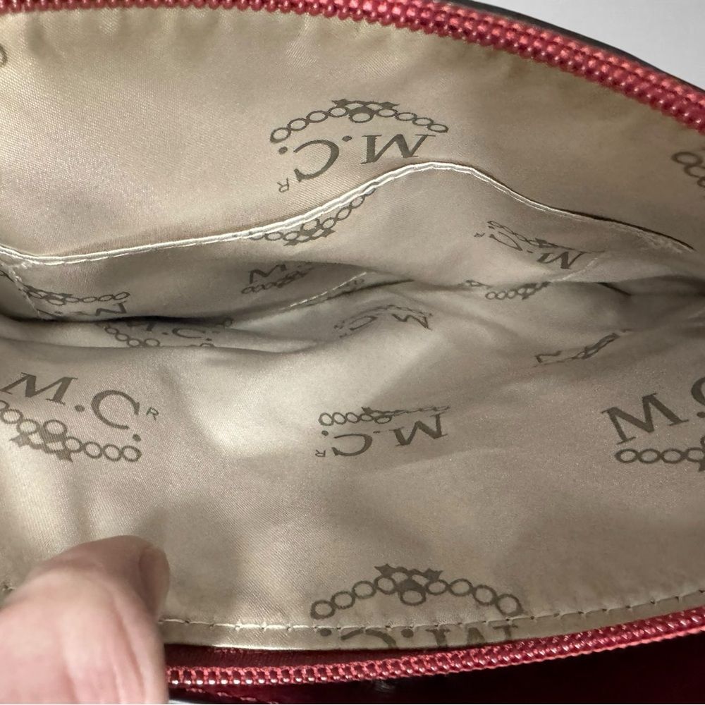 M.C. Marc Chantal Red Tooled Leather Vintage Floral Embossed Crossbody Bag - Picture 8 of 15